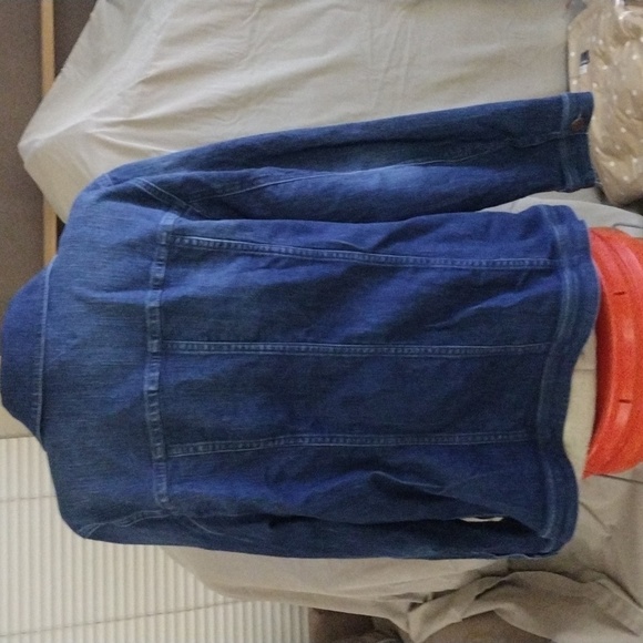 Jean jacket - Picture 2 of 3